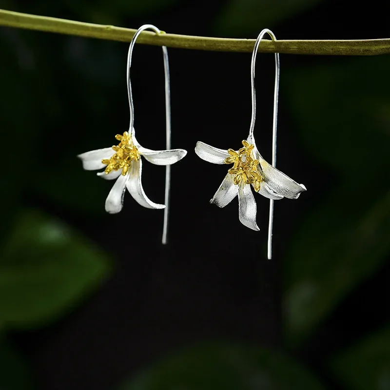 European and American Lily Flower Earrings, Two Tone Fresh Countryside Style Earrings, Women's Fashion and Elegant Daily Jewelry