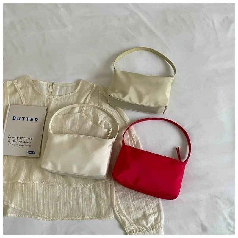 CEEKAY Damen-Umhängetasche, Rot, Nylon, Leichtgewicht, Handtasche mit Reißverschluss, für den täglichen Pendelverkehr, lässig, minimalistisch – Detail 31