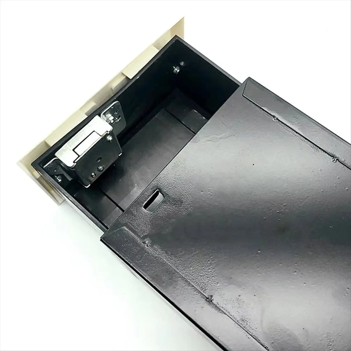 pqwn-imitation-double-plug-standard-socket-wall-safe-security-secret-hidden-stash-box