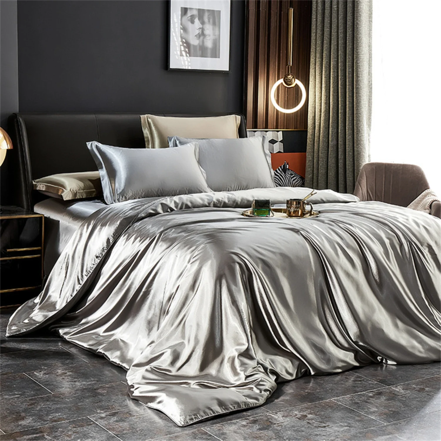 Luxurious, Elegant Solid Silk Bedding Set in Satin Material - Includes Duvet Cover, Bed Sheet, and Pillowcases - Available for S