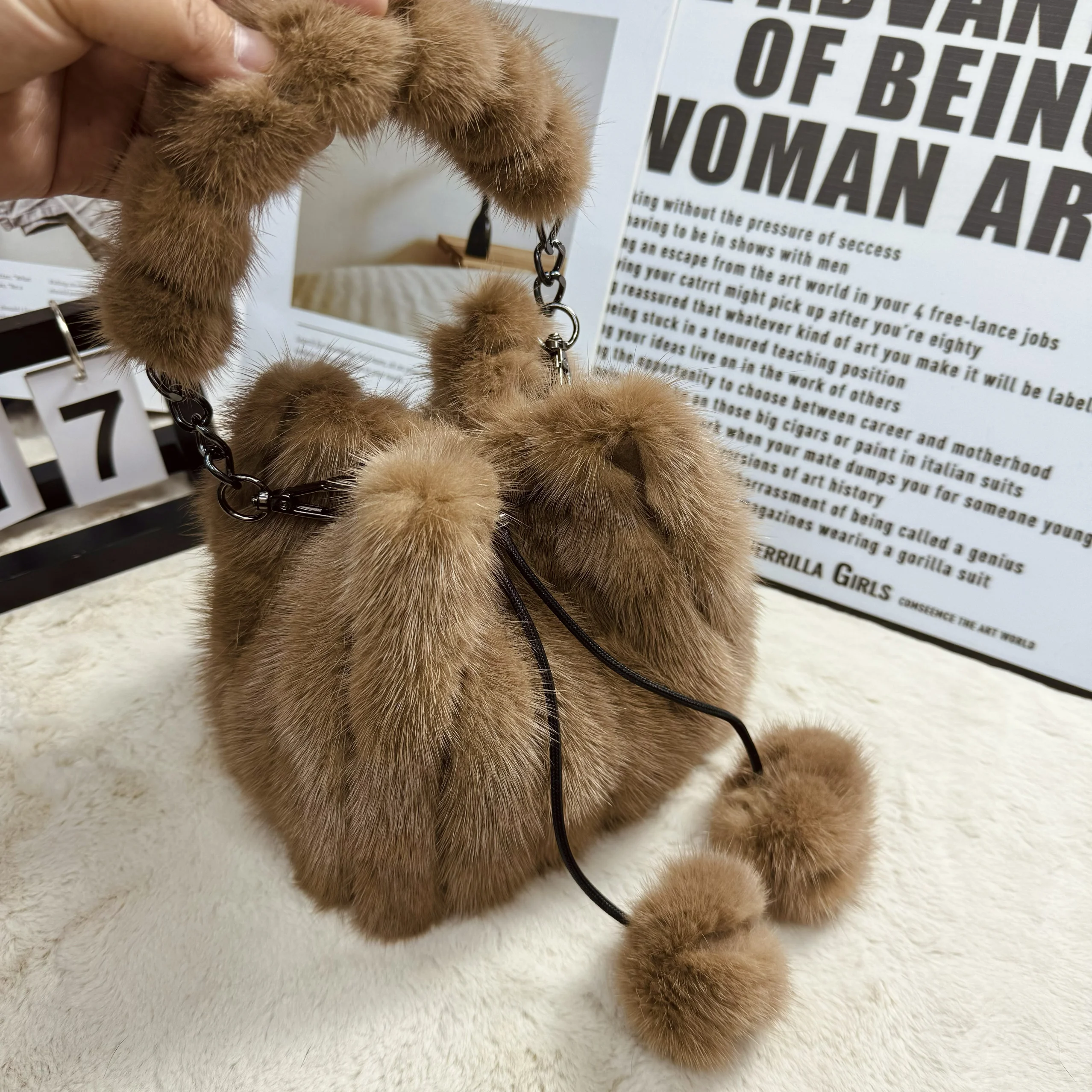 

Женская модная плюшевая сумка-ведро, высококачественная плиссированная сумка через плечо из норкового меха, пригородная сумка с металлической цепочкой