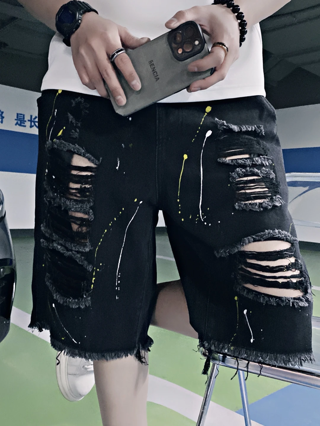 2025 New Summer Korean Version Fashion Ripped Casual Shorts for Men Loose Thin Cool Breathable Stylish Youth Trendy Shorts