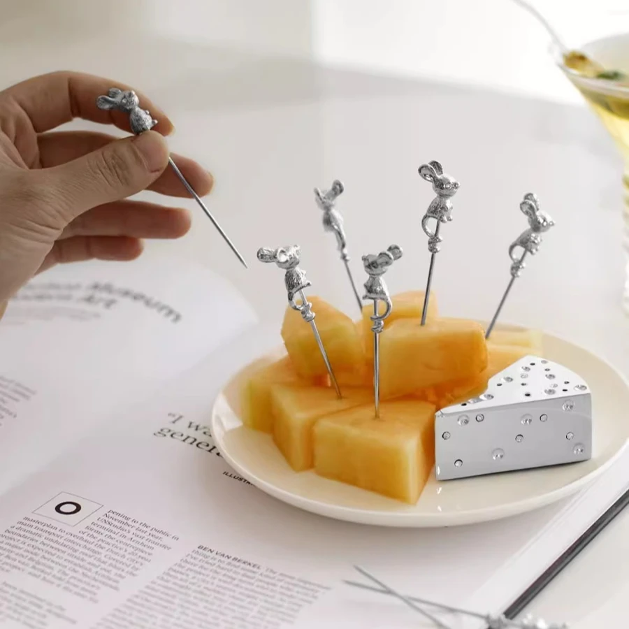 Creative Stainless Steel Fruit Fork Metal Mouse Shape Cheese Base Fruit Toothpick Set Small Cake Forks Home Kitchen Utensils