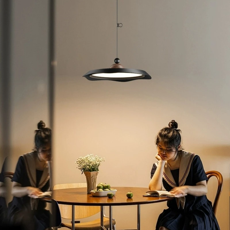 Modern Minimalist L…