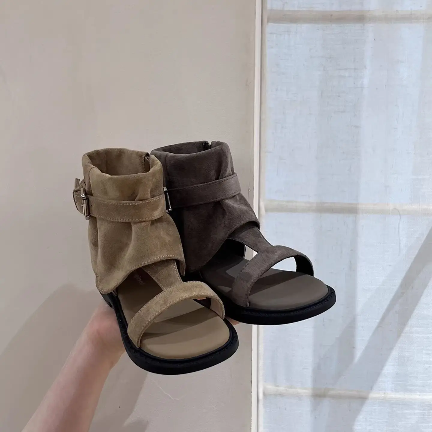

Ankle-strap Summer Roman Shoes for Girls Suede Leather High-top Gladiator Sandals Girl Soft Sole Children Casual Flat Sandals