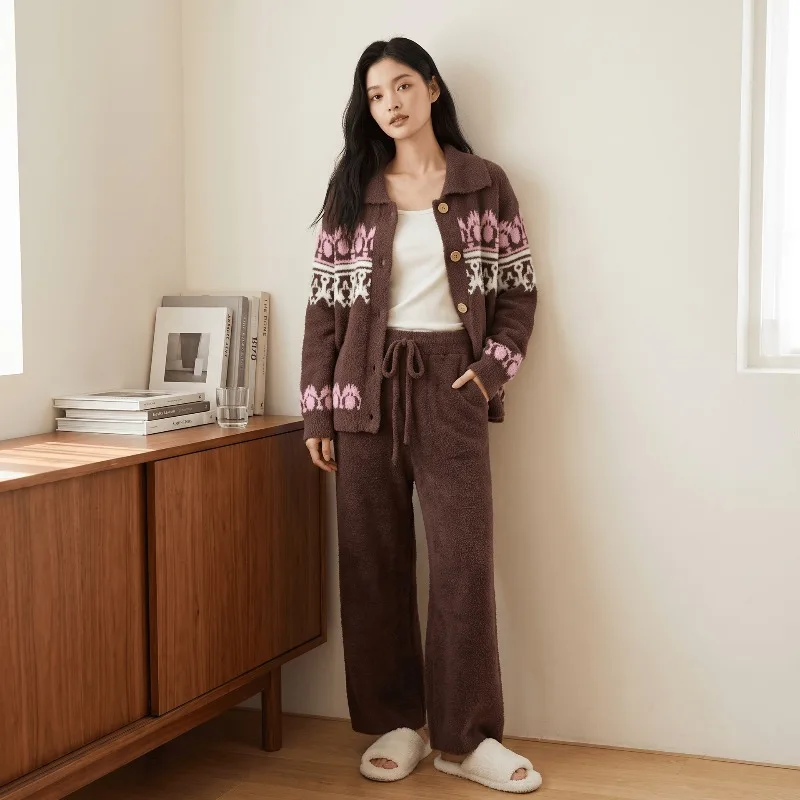Jacquard Pajamas Lapel Cardigan and Long Pants A New Soft Relaxation Comfort Thick Warm Women's Home Wear Set for Autumn Winter.