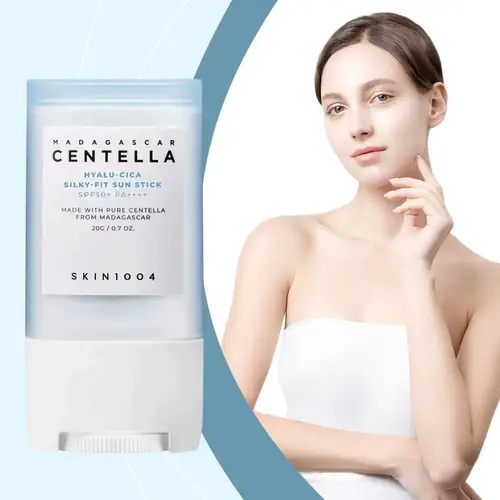 Imagen 2 del producto SKIN1004 Madagascar Centella Hyalu-Cica Silky-Fit Sun Stick SPF50+ PA++++ Hidratación profunda calmante iluminando la piel