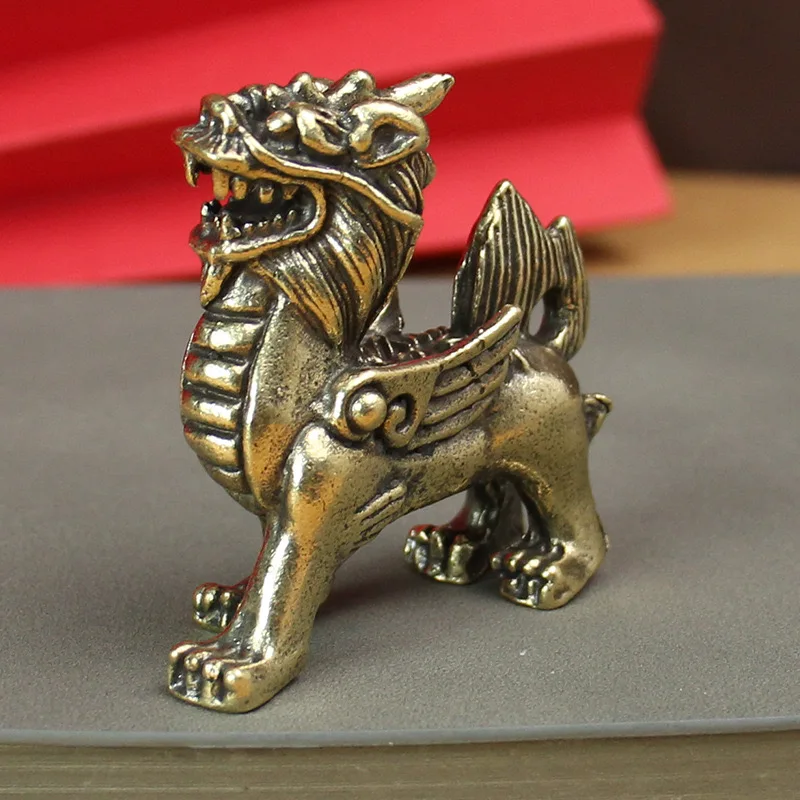 

Soild brass Pixiu small Ornaments,rass Kirin Small Fengshui Statue Ornament,Small Statue Desktop Decoration,Accessories Ornament