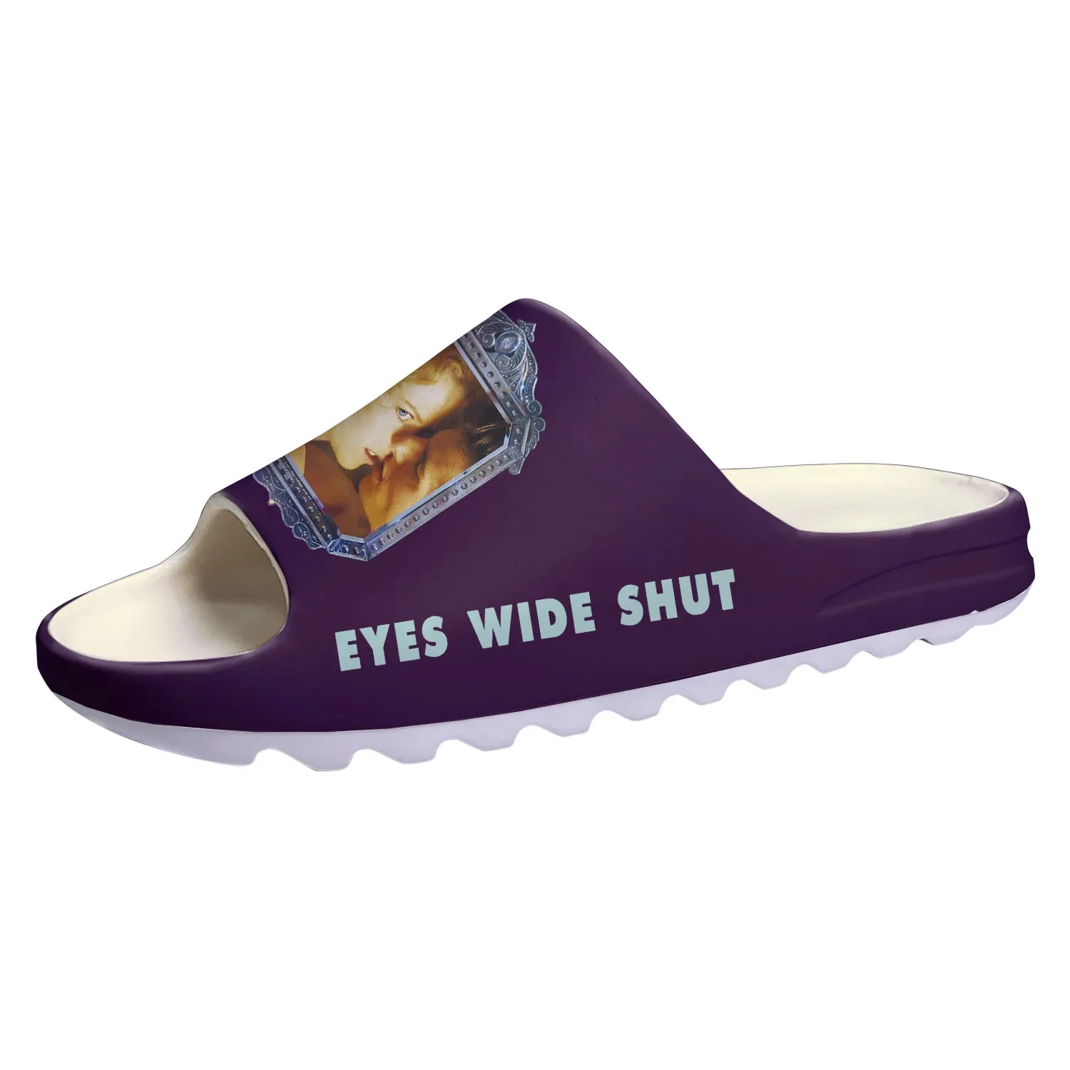 

Eyes Wide Shut Soft Sole Sllipers Home Clogs Tom Cruise Step On Water Shoes Mens Womens Teenager Step in Customized Sandals