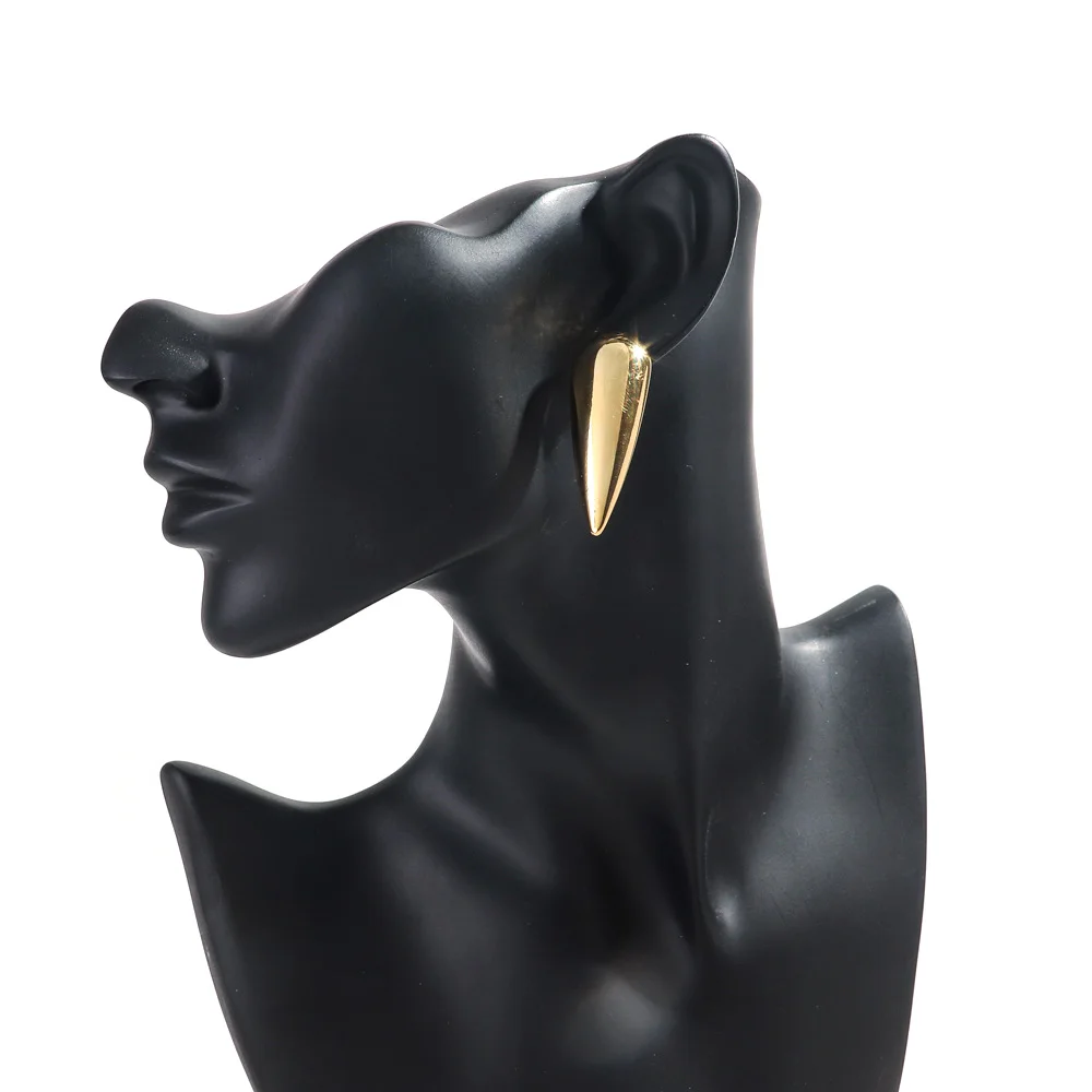 Fashion Acrylic Gold and Silver Color Cone Stud Earrings for Women Geometric Simple Design Earring 2024 Jewelry