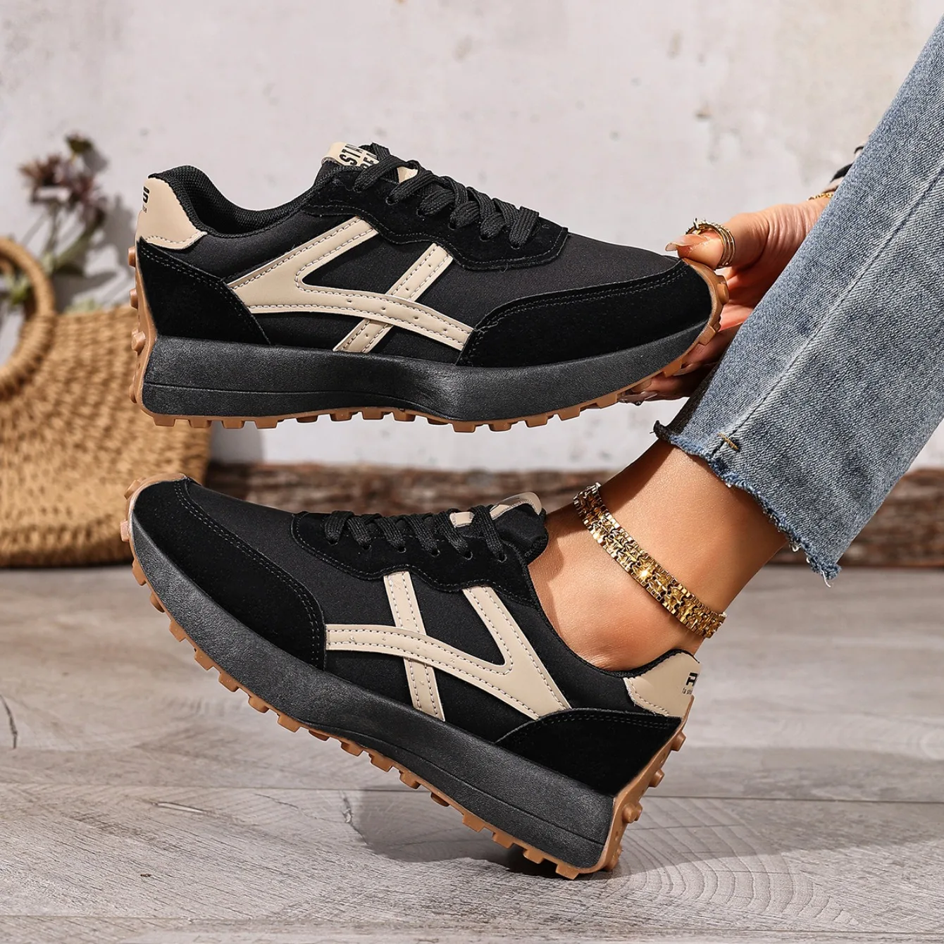 2025 Neue Damen-Sneaker Frühling Casual Schnür-Sportschuhe Luxus-Plattform Rutschfeste Laufschuhe Damen Zapatos De Mujer – Detail 2