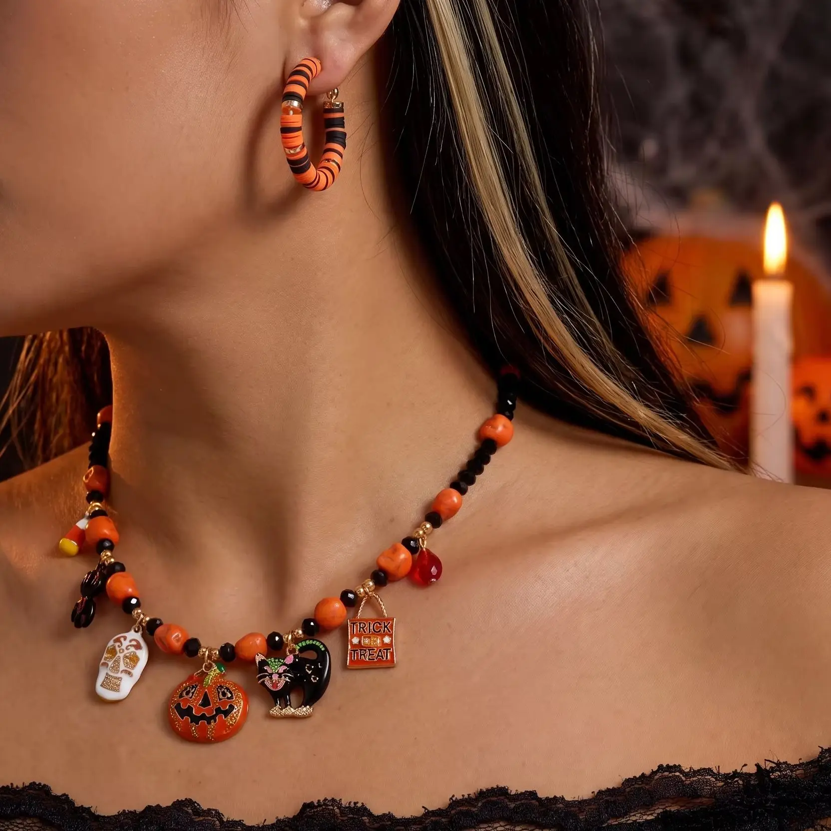 Niedliches Halloween-Emaille-Kürbis-Totenkopf-Halsketten- und Ohrring-Set für Damen, zarte Spinnen-Katzen-Creolen, Ketten-Feiertagsschmuck-Geschenk – Detail 3