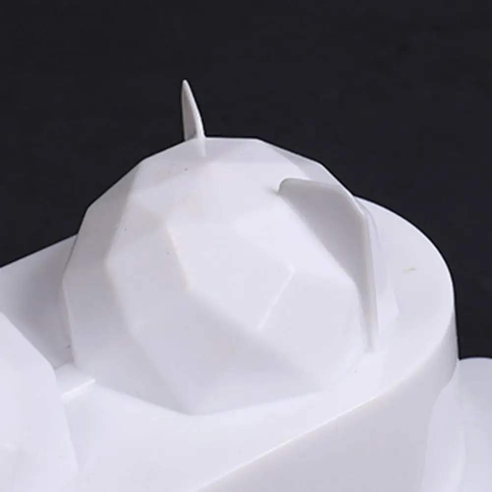 Efficient Batch Ice Maker Stacked Spherical Ice Cube Mold Food-grade Silicone Tray High Space Utilization Slow Melting Cocktail