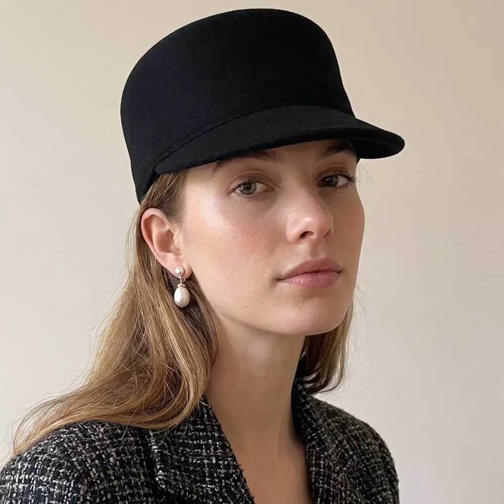 Vintage British Style Wool Equestrian Hat Elegant Charm Beret Fedoras Teardrop Wool Topper Hat Live Show