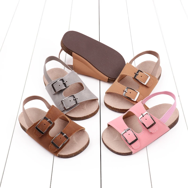 أحذية أطفال عصرية جديدة لعام 2025 صندل صيفي عالي الجودة للأولاد والبنات حديثي الولادة من عمر 0 إلى 18 شهرًا أحذية للأطفال الرضع BCS3129