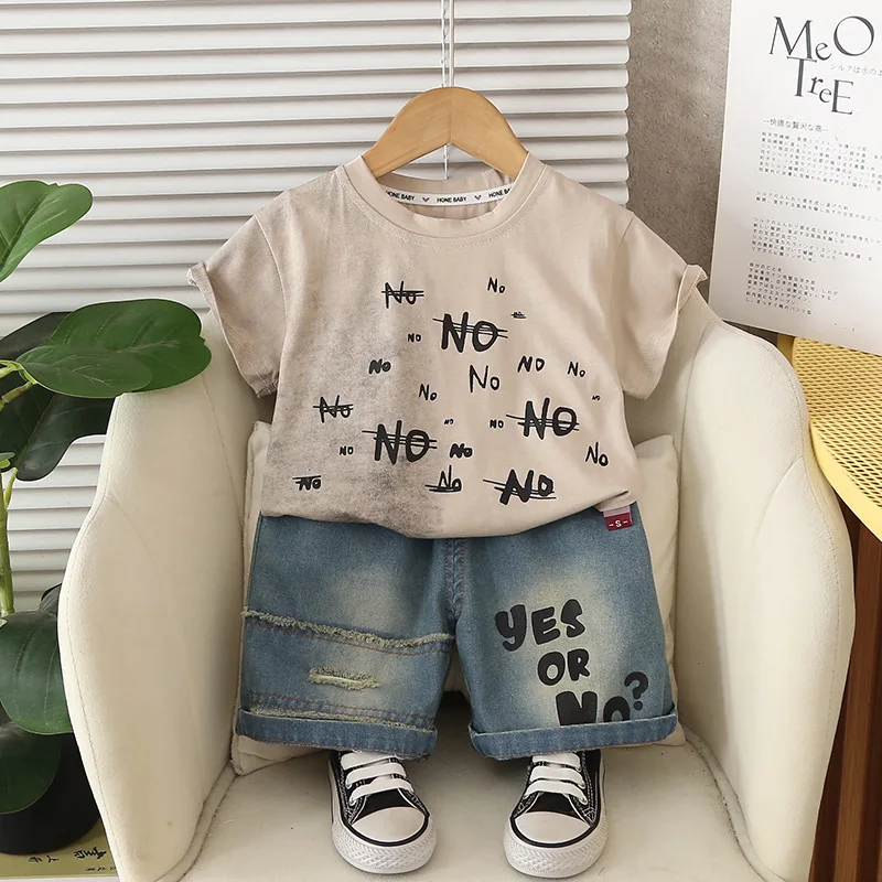 Conjunto de verano para bebé – Camiseta y pantalón corto con letras - imagen 2