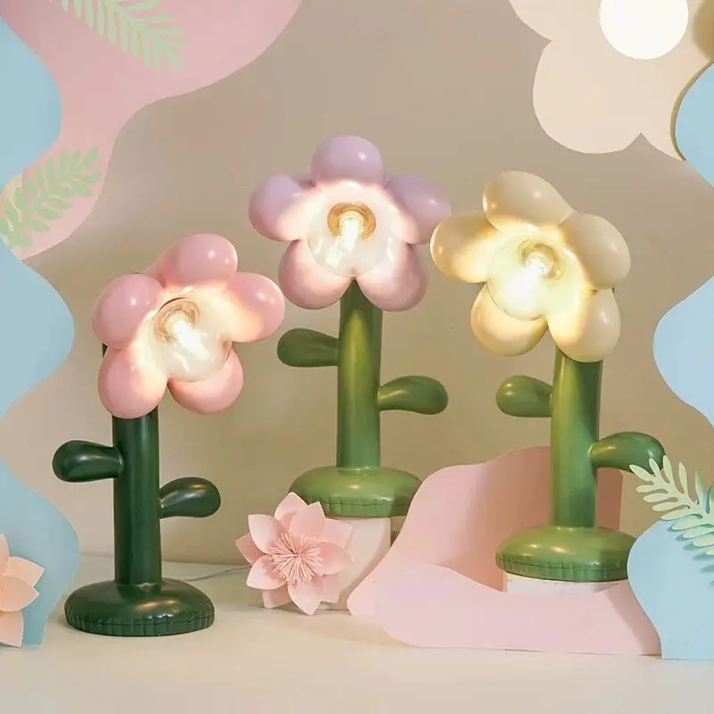 Modern Creative Personalized Flower Desk Lamp Office Nordic Art Living Room Bedroom Dining Room High Beauty Lighting Fixtures