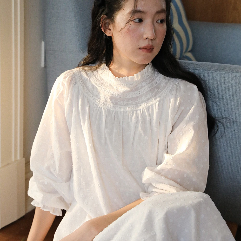 2026 New French Ruffled Lace Retro High-end Fairy 100 Pure Cotton Long White Nightdress Women Loungewear Pajamas Nightgown Robe