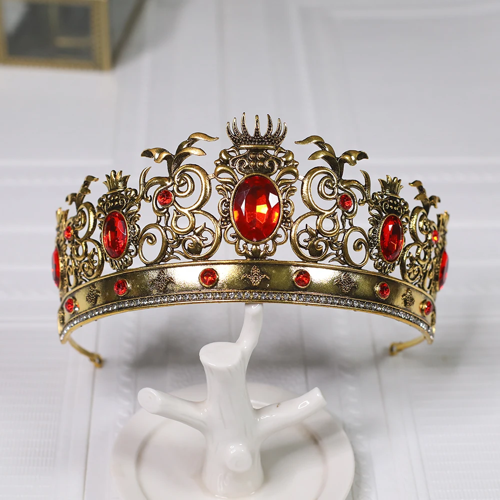 Retro palace style crown set with black and red gemstones, suitable for women to wear as a party, wedding, and birthday crown