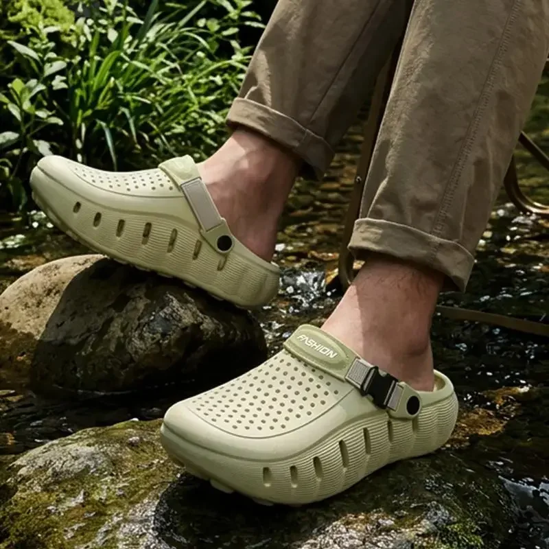 Atmungsaktive Outdoor-Herrenschuhe mit Löchern, Sommer 2026, Weiche Sohle, Cloud EVA, Fahr- und Strandpantoffeln, Rutschfeste Geschlossene Zehenpartie, Gartenschuhe für Männer – Detail 4