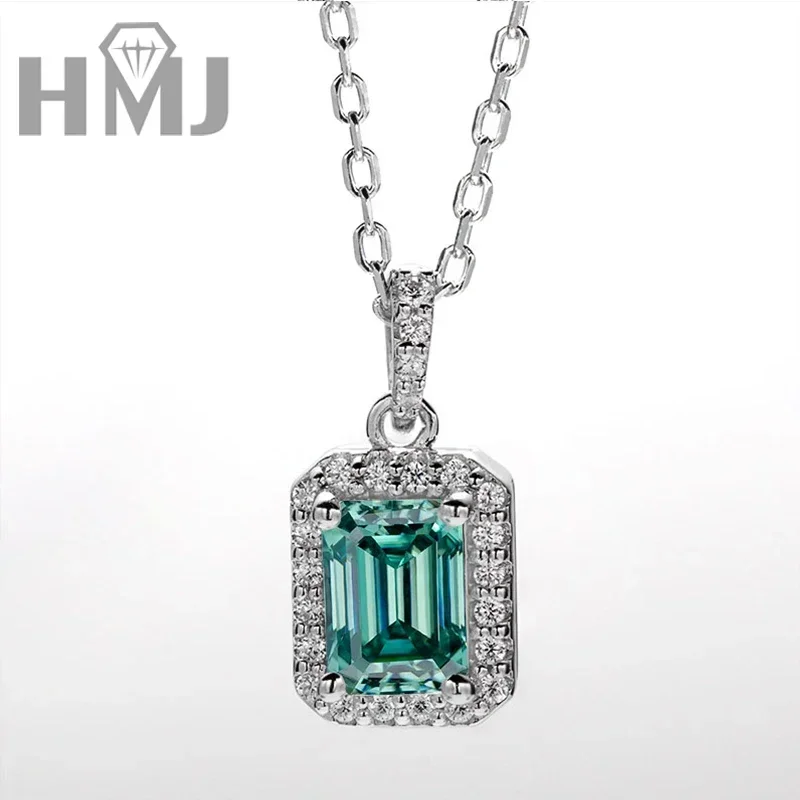 

1 Carat Round Brilliant Cut Moissanite Pendant Necklace Silver 925 Moissanite Plated 18k White Gold Gemstone Necklace