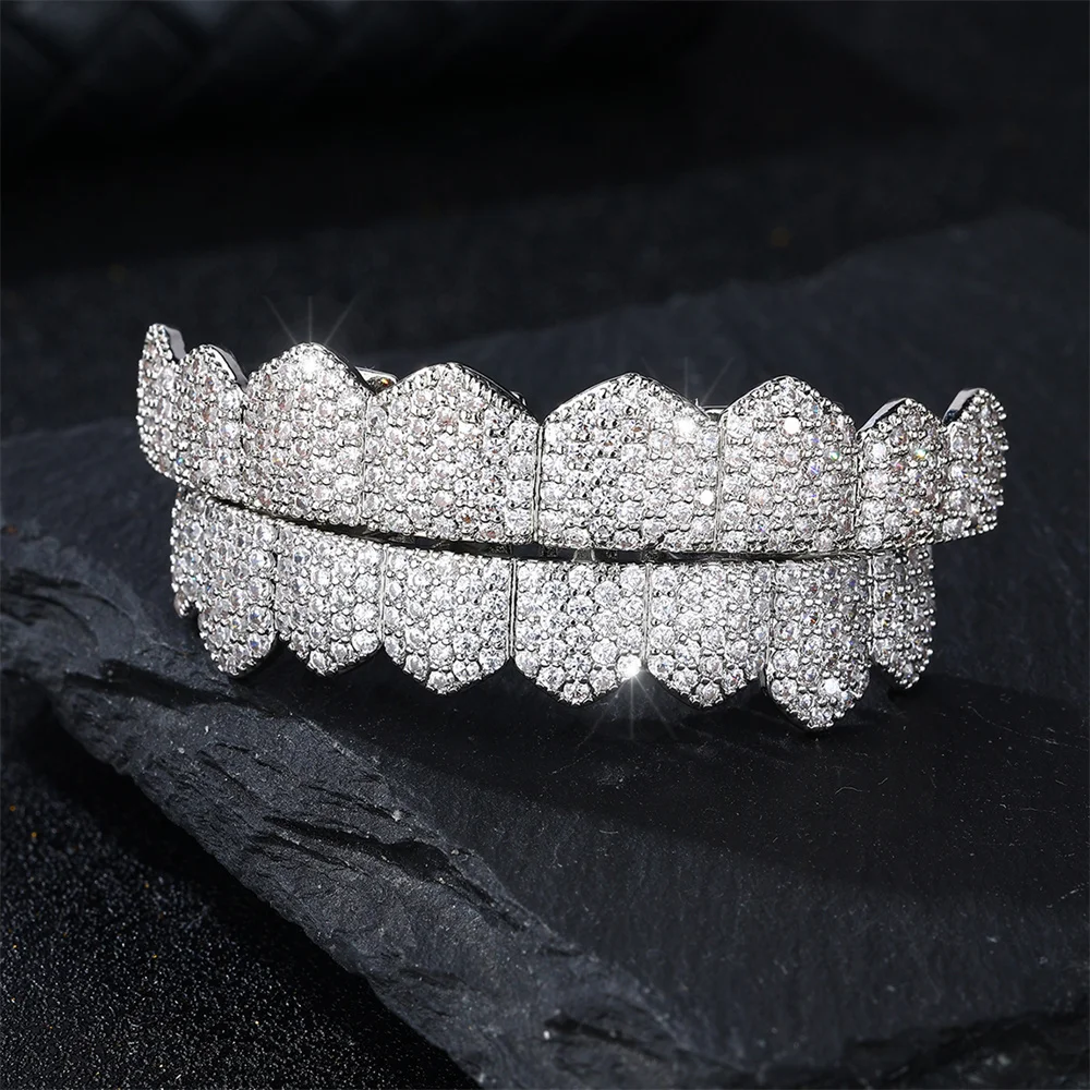 Хип-хоп Зубы Grillz Iced Out Micro Pave Кубический Циркон Верх и Низ Очарование Грилей Набор Для Мужчин Женщин Упаковка Ювелирных Изделий