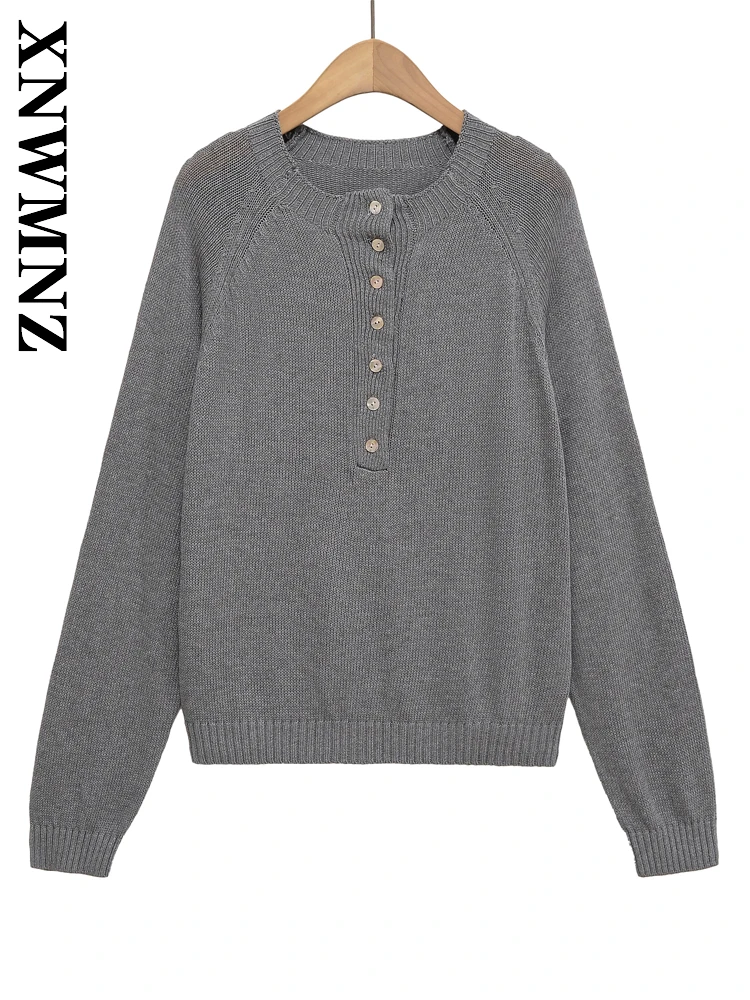 

XNWMNZ 2025 Autumn New Lady Commuting Simple O-Collar Button Knit Pullover Casual Fashion Woman Long Sleeve Chic Long Sleeve Top