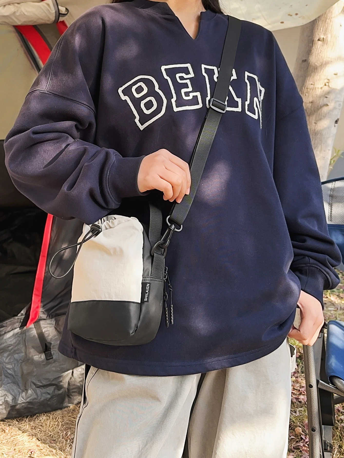 

Lightweight Outdoor Shoulder Bag Camping Crossbody Bag Men's Multi-Functional Mobile Phone Bag Cycling Travel Water Bottle Water Cup Bag