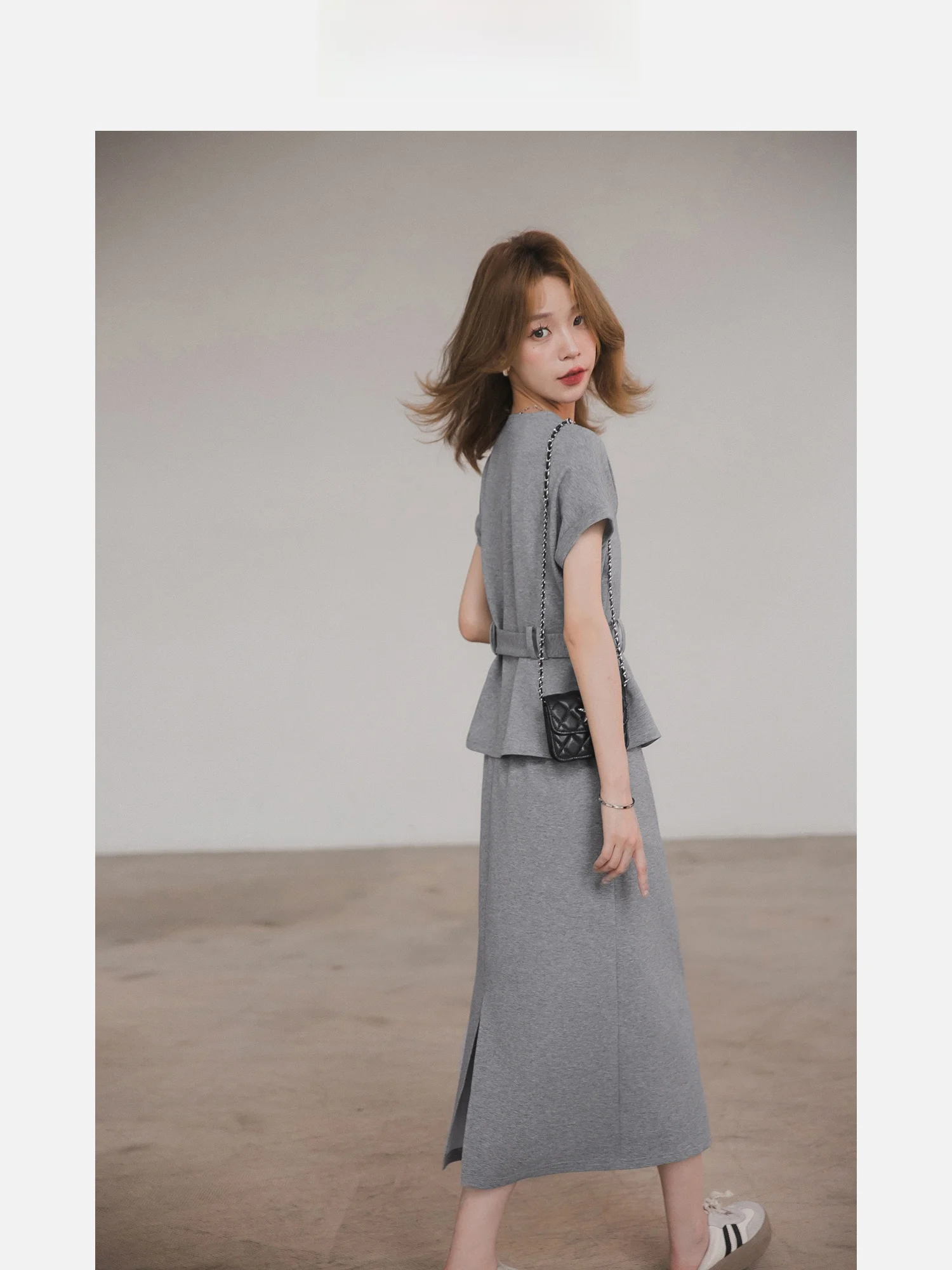 

Faionable High Waist ort Sve V-Ne Set Dr Women's ature 2025 Summer New Lazy Sle Two-Piece Suit Cotton Polye...