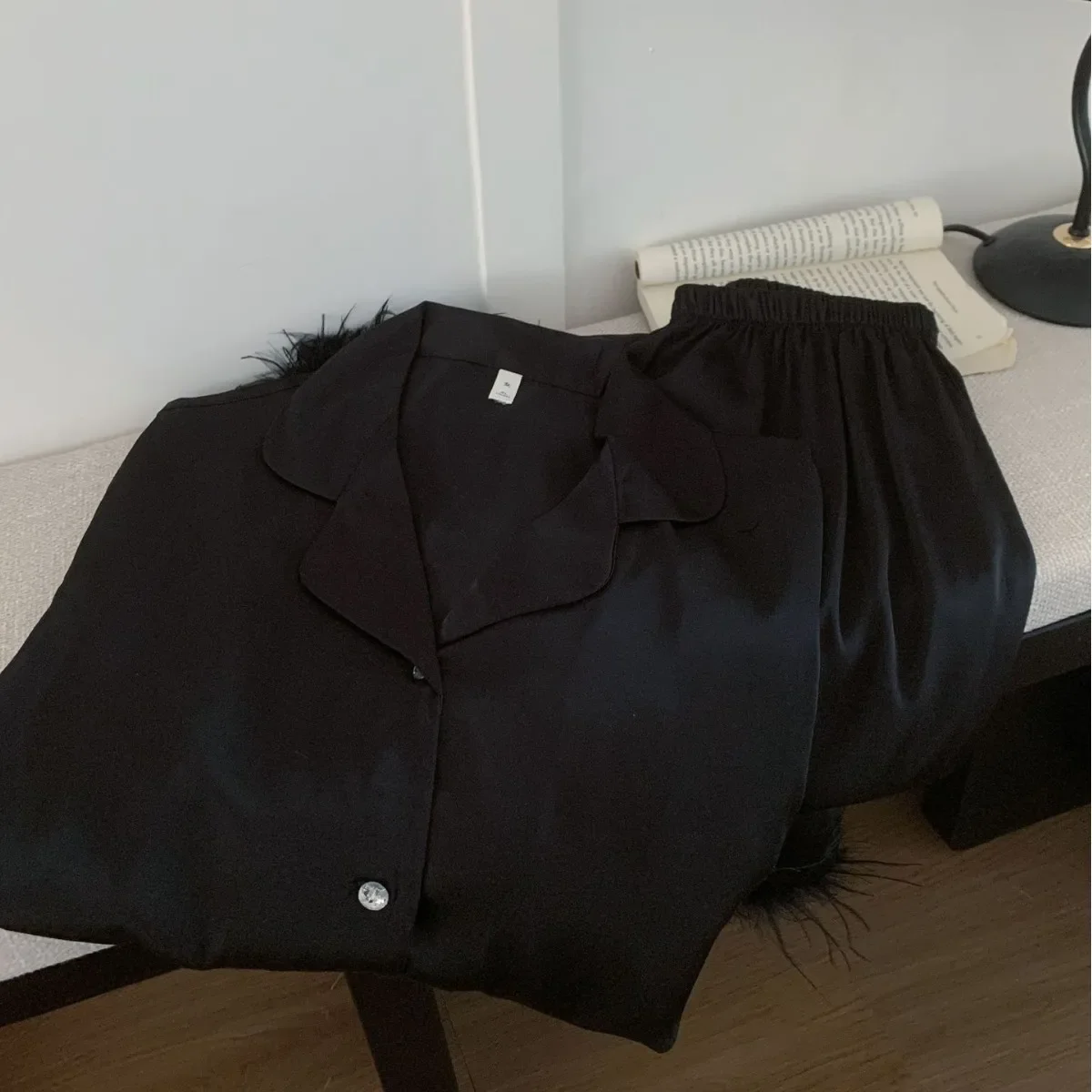 الفاخرة طويلة الأكمام ريشة منامة 2 قطعة ملابس خاصة مريحة الحرير الساتان ملابس النوم منامة دعوى فضفاضة ملابس منزلية غير رسمية المتسكعون