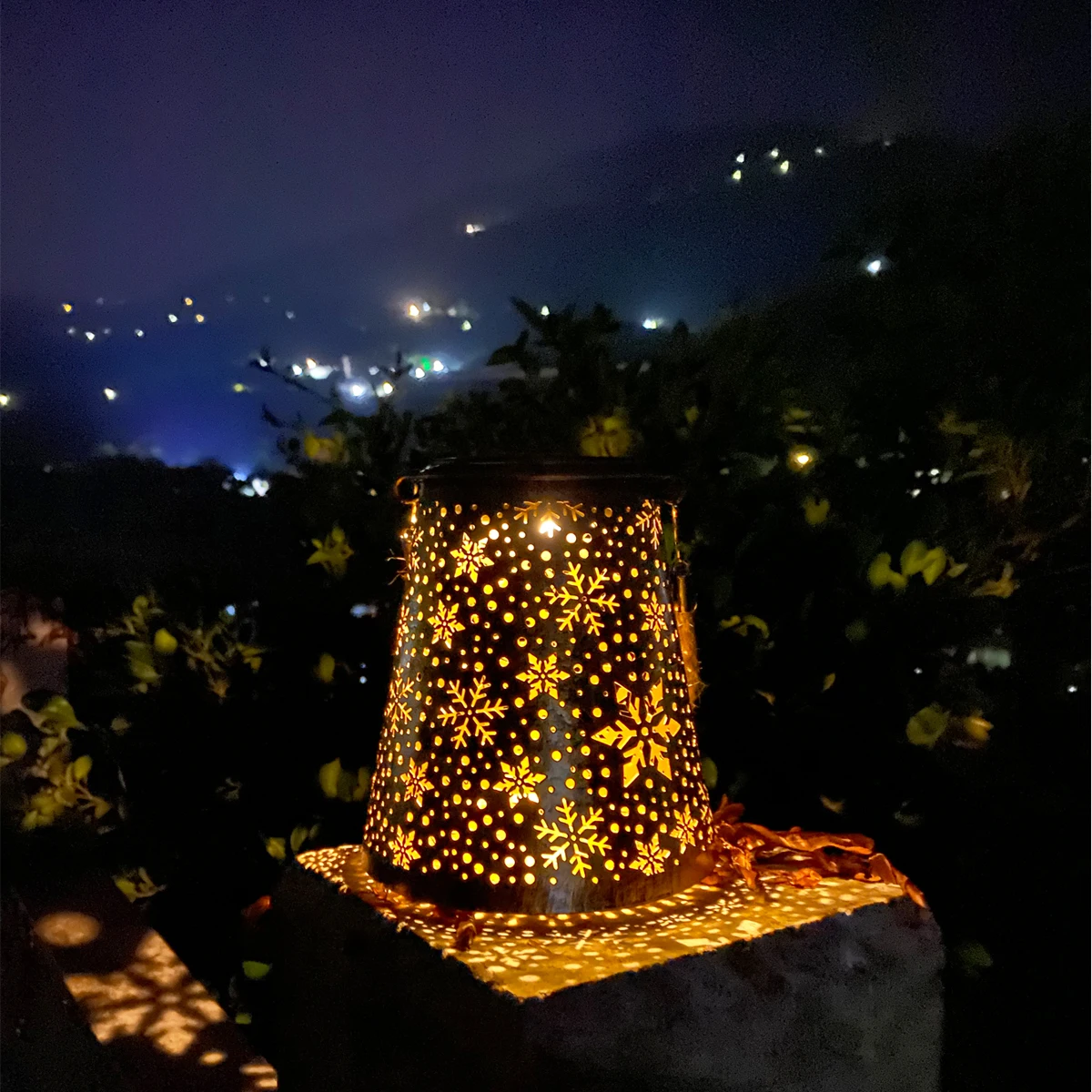 Vintage Finish Metal Solar Lights, Outdoor Yard & Garden Night Landscape Decor view 6