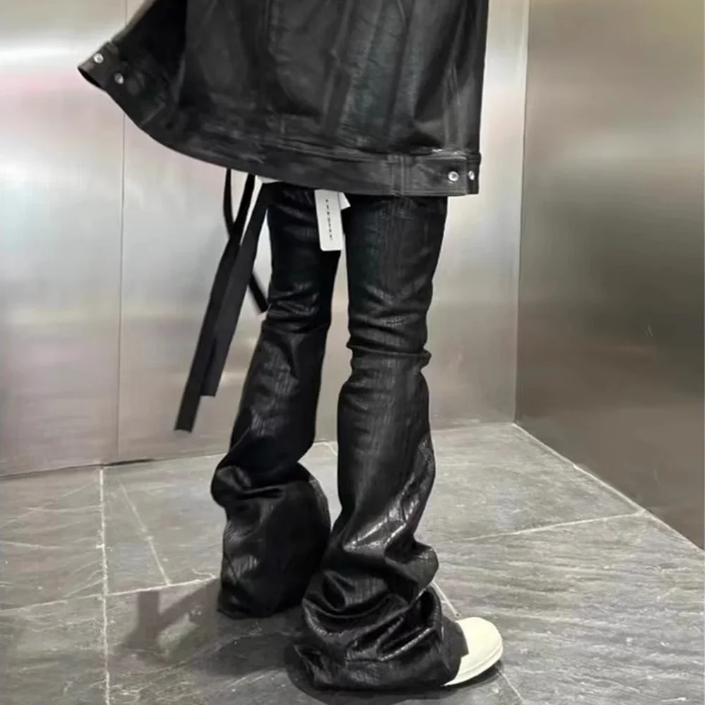 2025 streetwear preto cera couro strecth jeans para homens ropa hombre baggy y2k calças flare oversized calças jeans retas