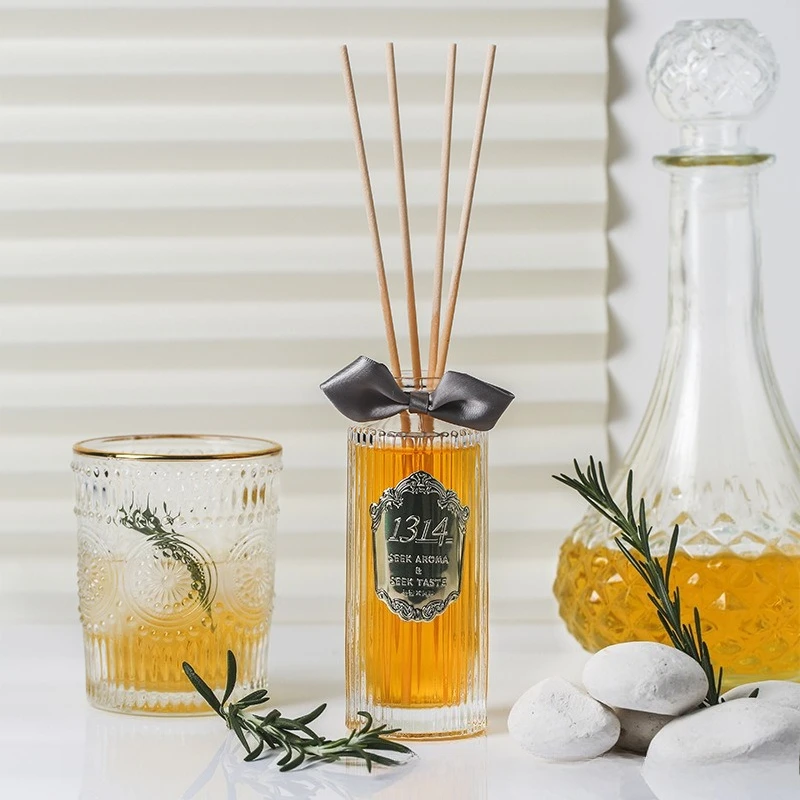Reed Diffuser, 150ML Aroma Oil and Reed Sticks Set, Home Fragrance Decoration For Dining Room, Washroom and Office