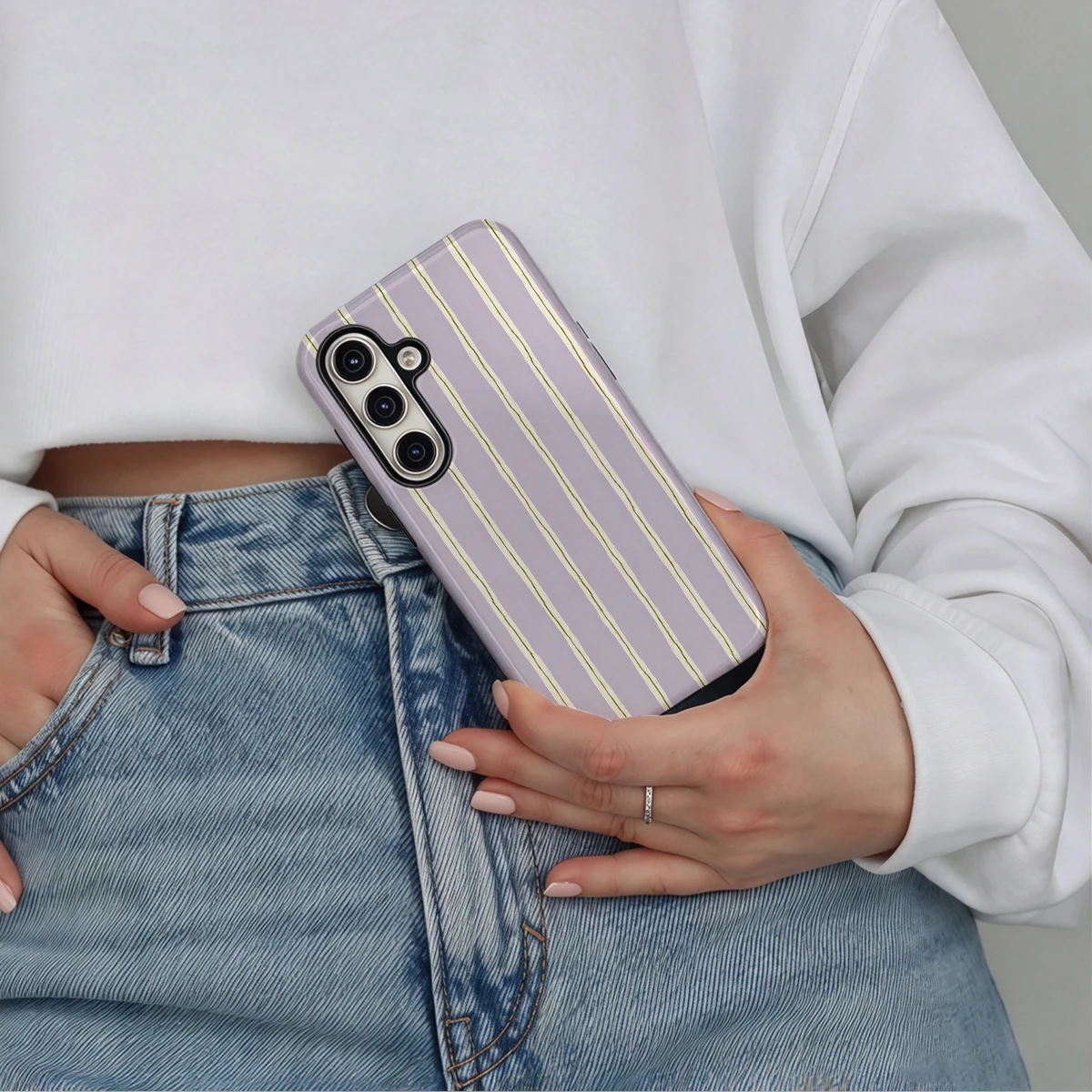 Lavender Wavy Thin Lines Phone Case For Samsung Galaxy S26 S25 Ultra S24 S23 Plus Hard Shock‑Absorption 2-in-1Protective Cover