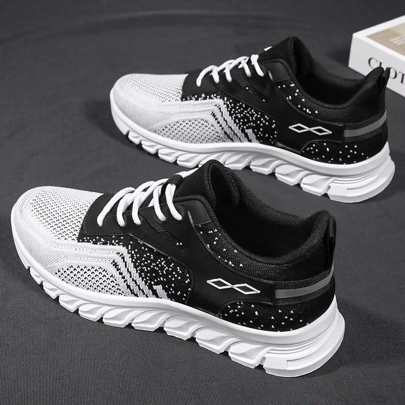 New Sports Walking Shoes Running Shoes Summer Lightweight Breathable Men's Sneakers Comfortable Outdoor Vulcanized Shoes For Men