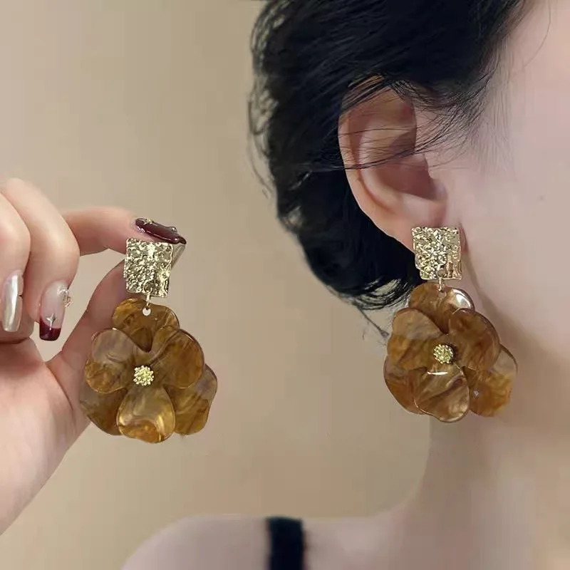 Boucles d'oreilles pétales en acrylique, clous de mode personnalisés de Style européen et américain pour femmes et filles, accessoires de voyage