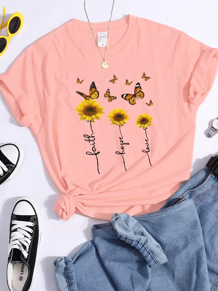 Sunflower Attracts Butterflies Female T Shirt Street Hip Hop Tshirt Sport Breathable Clothes Summer High Quality T-Shirt Women'S