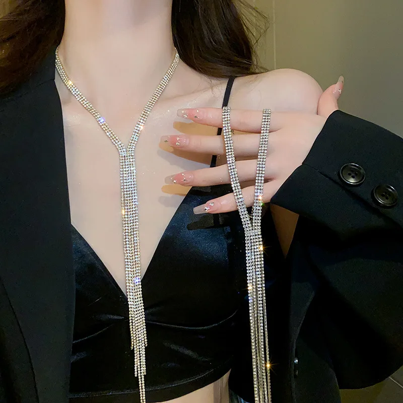

Classic Diamond Double Layer Tassel Necklace Sparkling Luxury Minimalist Collarbone Chain Women Wholesale Jewelry