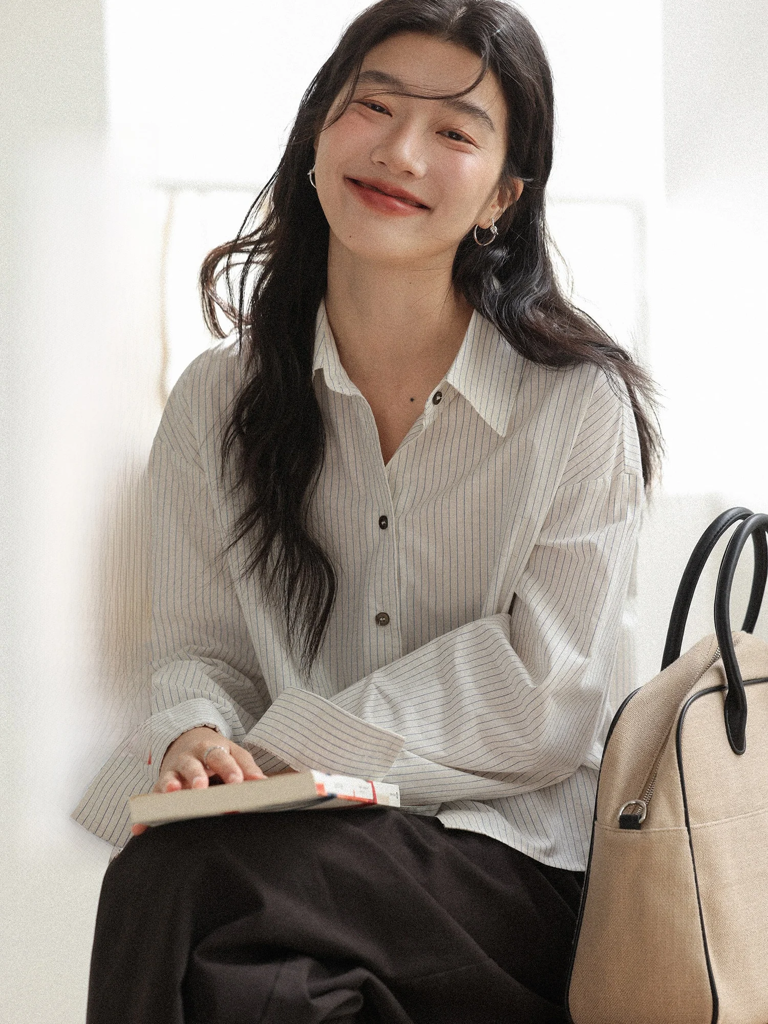 

Spring 2026 Women's Loose Long Sve Striped irt Casual Sle oulder Drop Design Casual Faion Upper Body Top