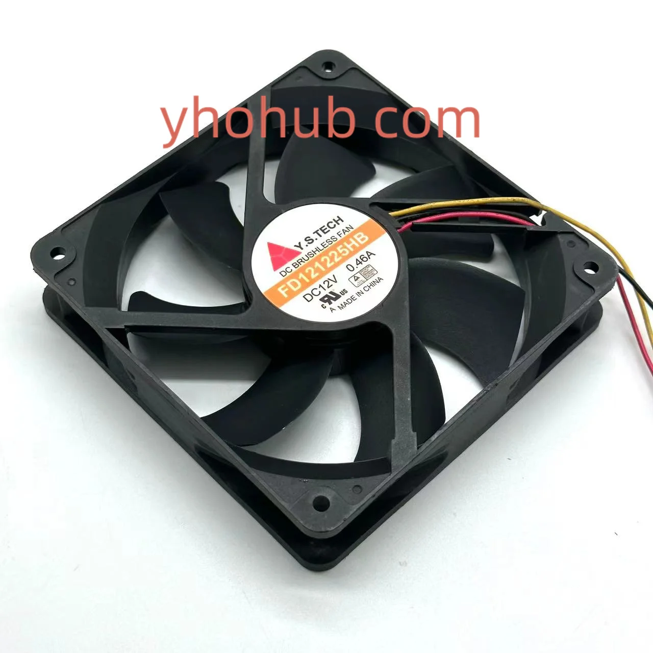 

Y.S TECH FD121225HB DC 12V 0.46A 3-Wire 120x120x25mm Server Cooling Fan