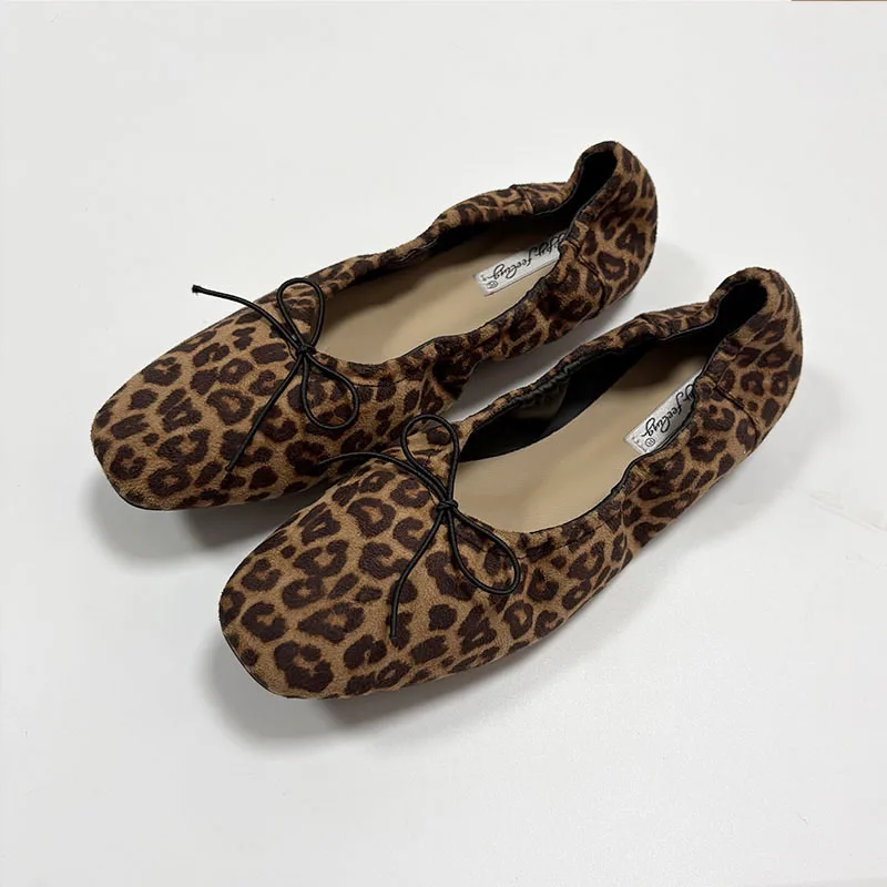 Weiche, modische flache Ballerinas mit Schleifenknoten zum Anziehen, neue Frühlings- und Herbstschuhe für Damen. – Detail 9