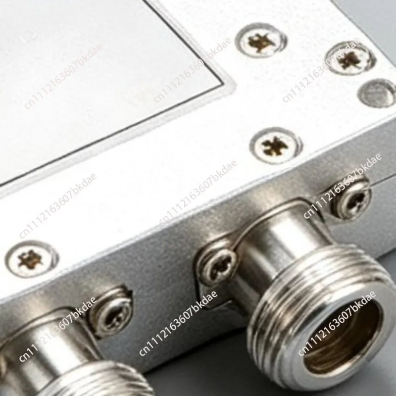 N-type Female RF WiFi Power Divider 0.5-6g One-in-two Power Distributor with Circuit Breaker