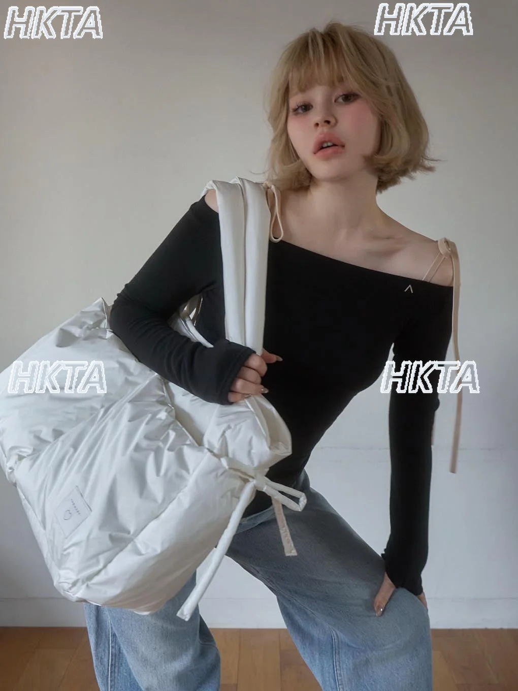 

Japanese Niche Tops Women Girls T-Shirt Velvet Lace-Up Elastic Soft Off-Shoulder Long Sleeve T-Shirts Fashion Autumn Clothing