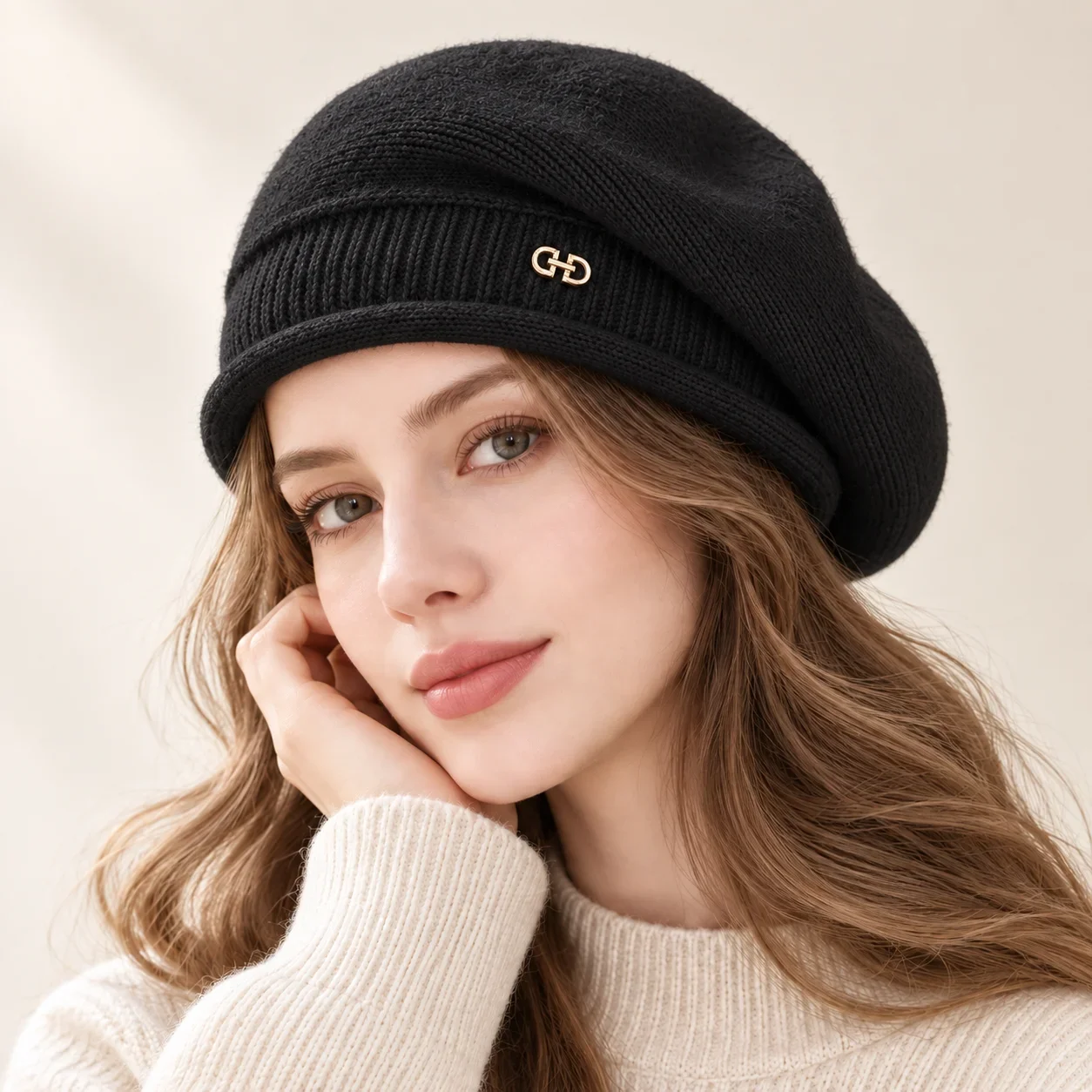 Women's Knitted Beret Hat Fashion Solid Color Warm Winter Cap Casual Artist Style Soft Slouchy Beanie With Metal Decor