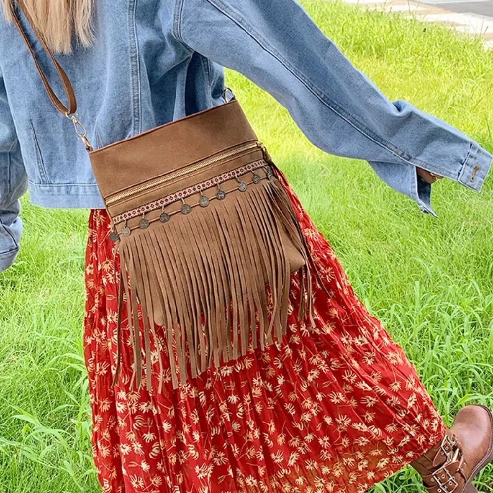 

Korean Style Fringe Suede Messenger Bag PU Leather Solid Color Tassel Shoulder Bag Ethnic Style Zipper Crossbody Bag Travel