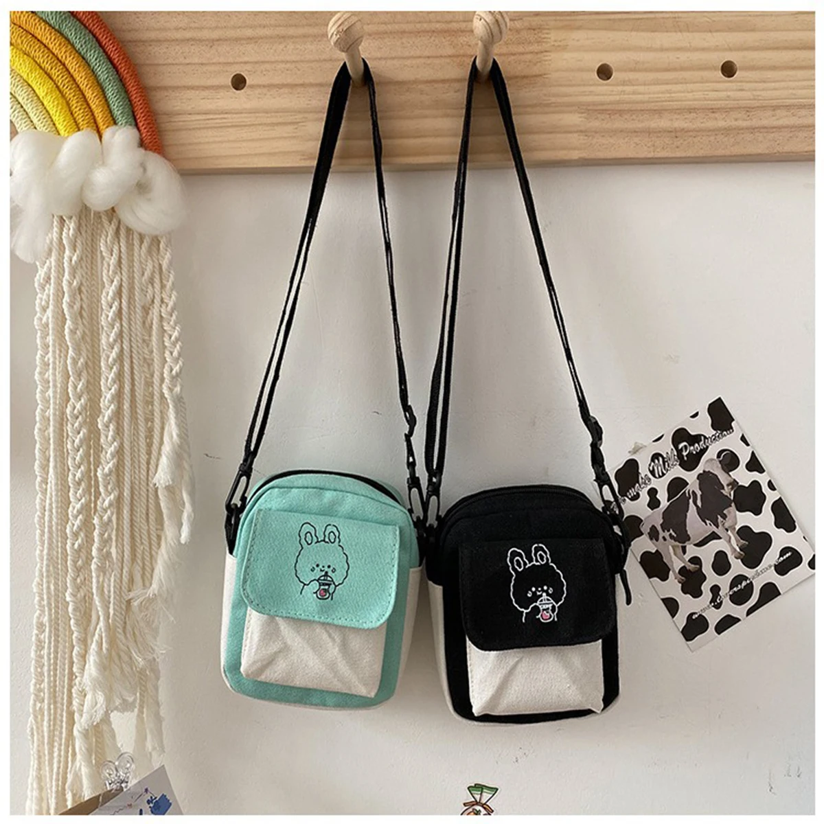 Cute shoulder bag, small capacity casual canvas bag, Xiaoqing new crossbody bag, daily phone bag