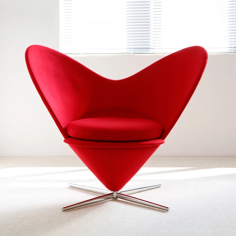 Modern minimalist designer sofa chair, living room rotating single heart-shaped makeup chair