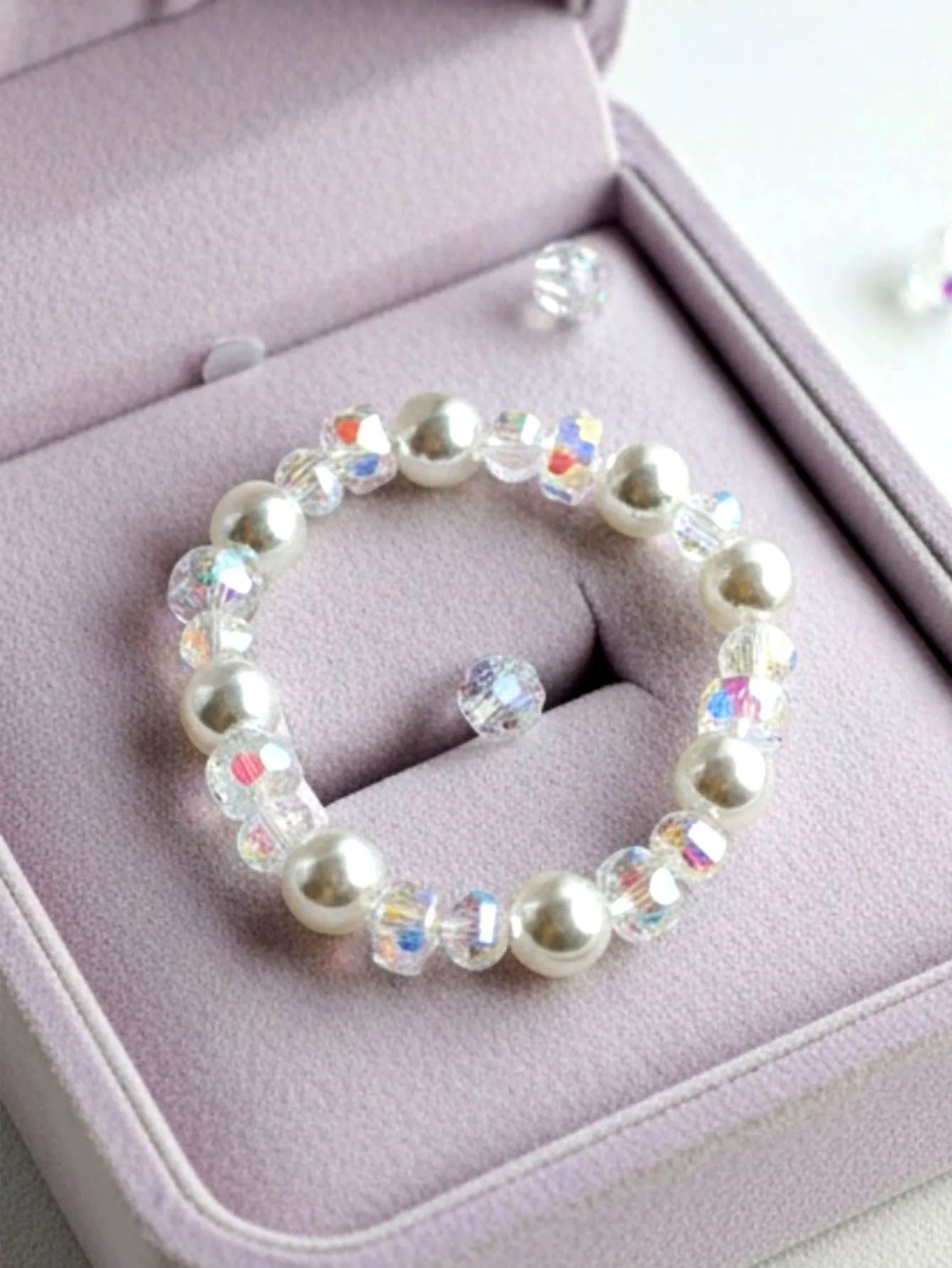 2025New اليدوية 10 مللي متر البلاستيك المطلي بالكهرباء تقليد اللؤلؤ مزيج المرأة سوار يمكن تقديمها كهدية