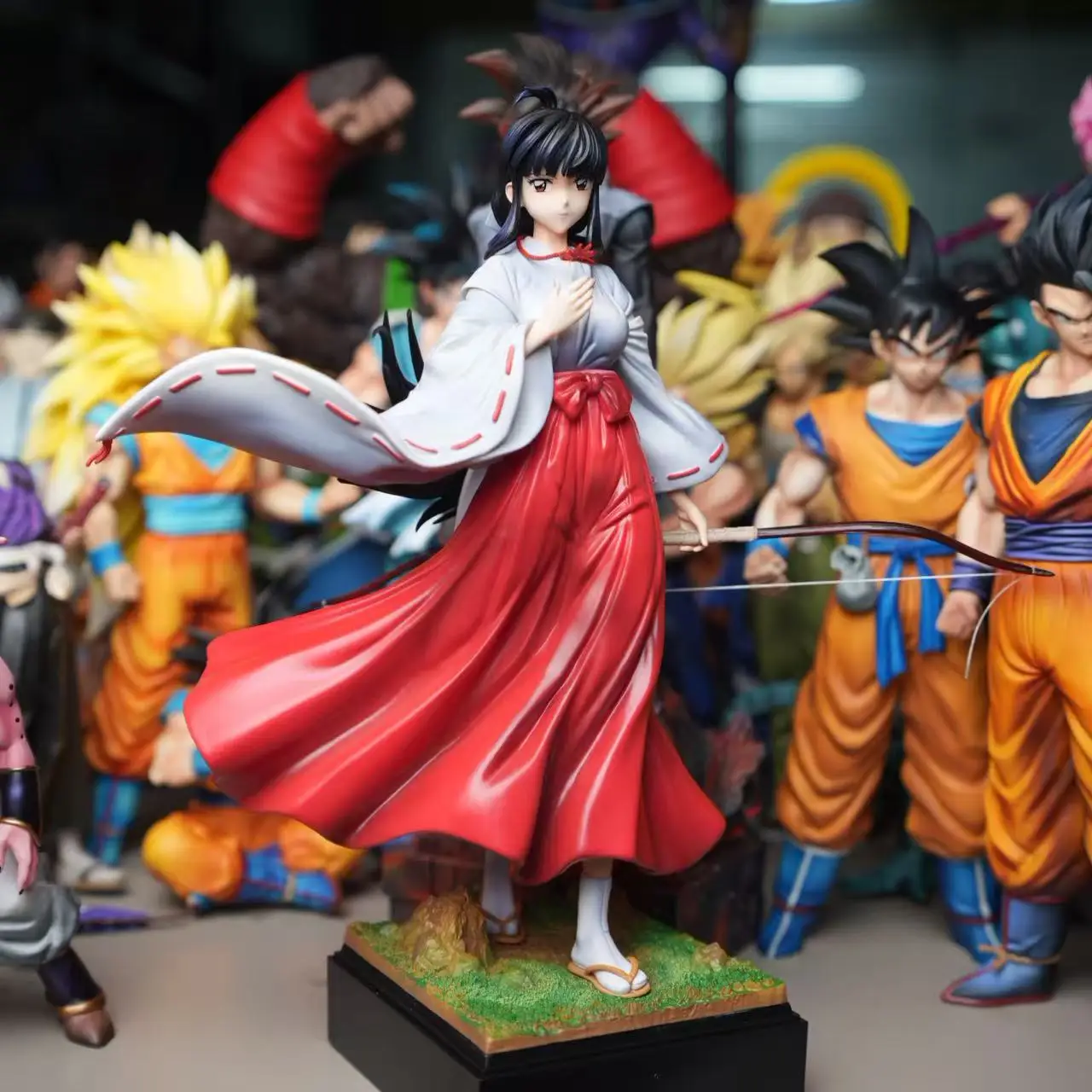 【C4 STUDIO】35cm/13.78 Inch Anime Inuyasha Kikyo GK Figure Standing Statue Desktop Ornament Collectible Model Toy Gift