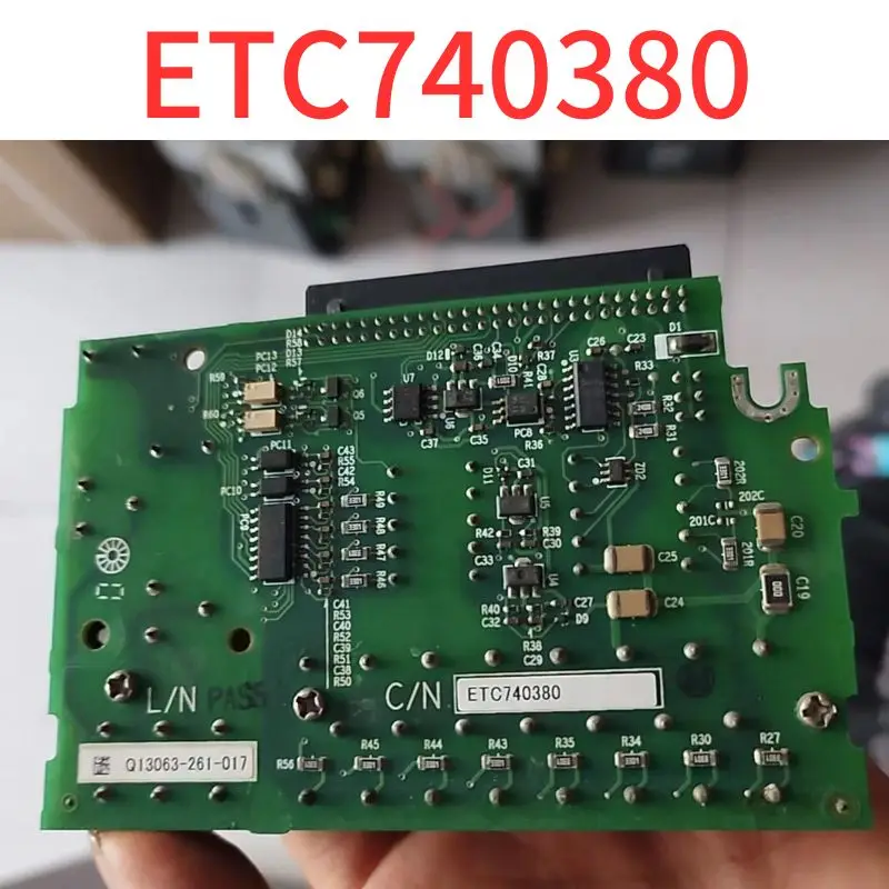 

Second-hand The frequency converter terminal board ETC740380 has good functionality